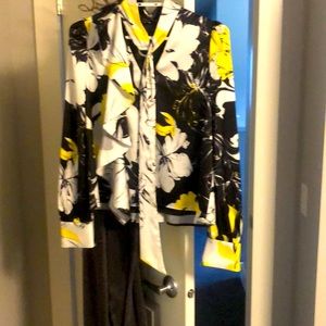 Bebe Woman’s dress shirt